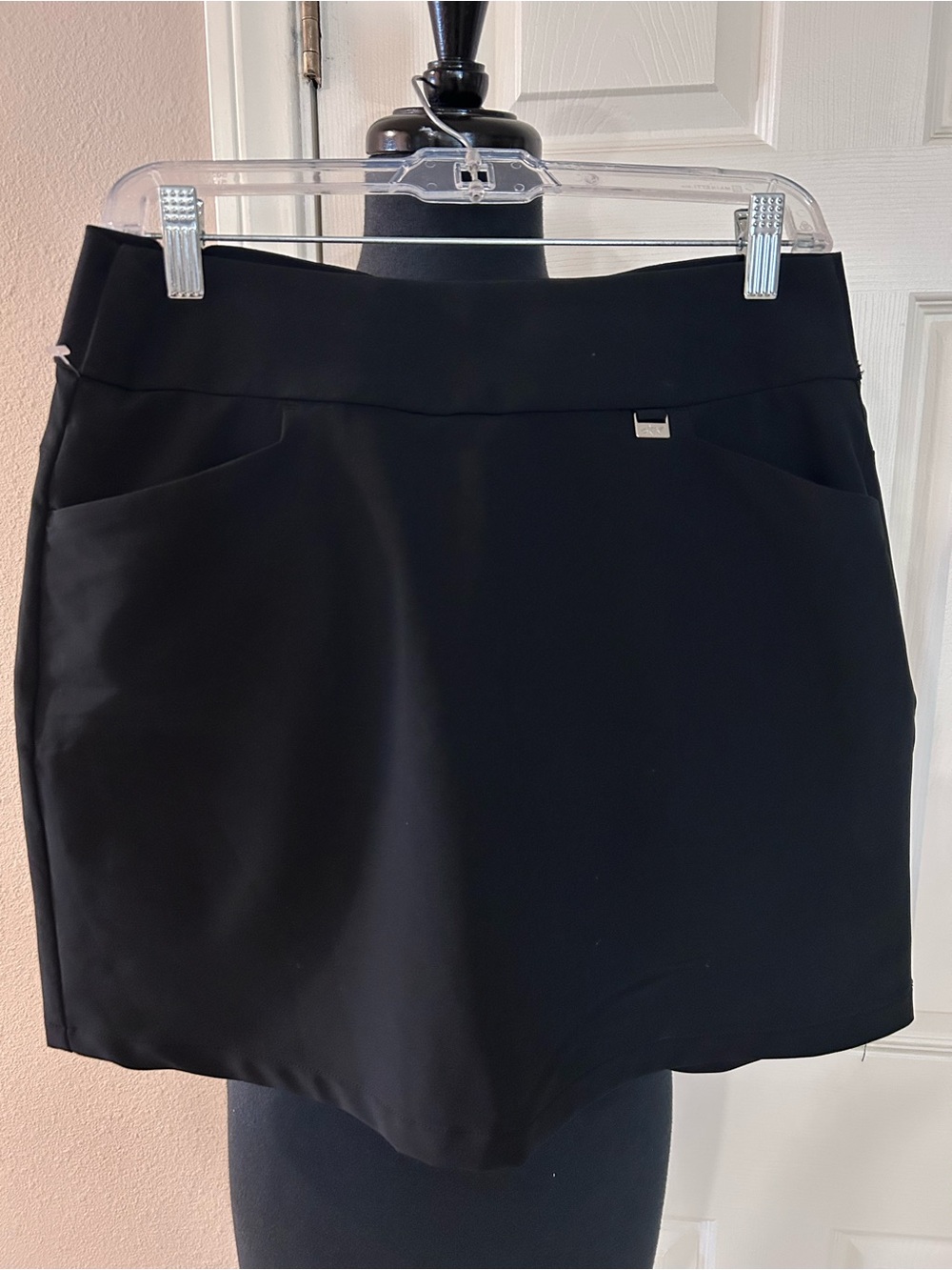 Women's Black Golf or Pickle ball Skort with Front Pockets Greg Norman designs